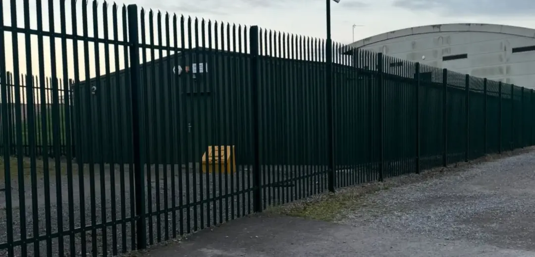 Fencing Contractors in Romford
